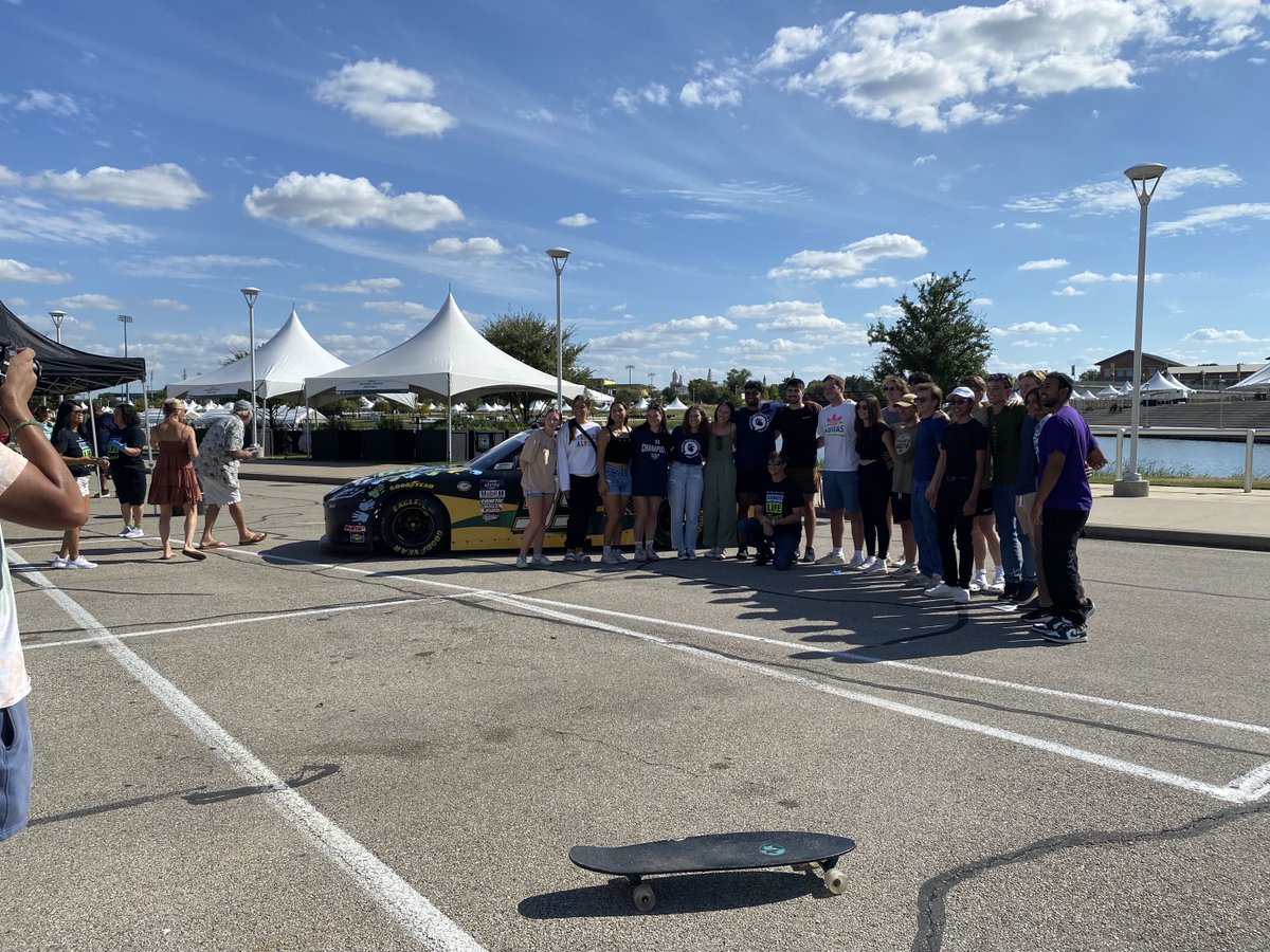 TxOrganSharing's tweet photo. We had a wonderful time at Handprints for Hope at Baylor University last week in Waco - A big thank you to those who joined us at the event and celebrated the power of organ donation!

@donatelifetexas 
@sodanational
@JoeyGaseRacing https://t.co/5RnuYcMhAr
