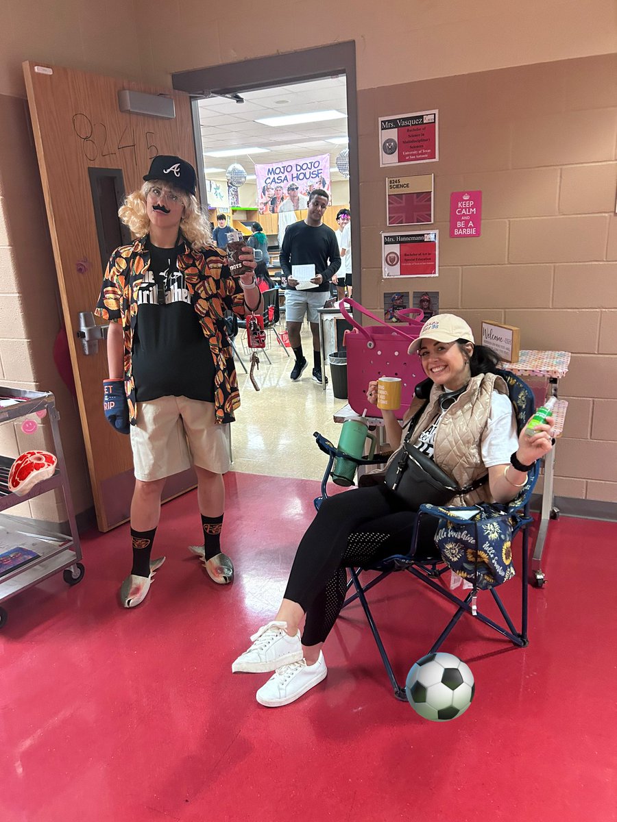 MrsHWC's tweet photo. Homecoming week 2024 is here y’all! 
Day 1: Grill dad vs. Soccer mom #nailedit @dr_maika @bloomer_sa @MrsVasquezTeach #teachertwinswin https://t.co/nlymMc4hPk