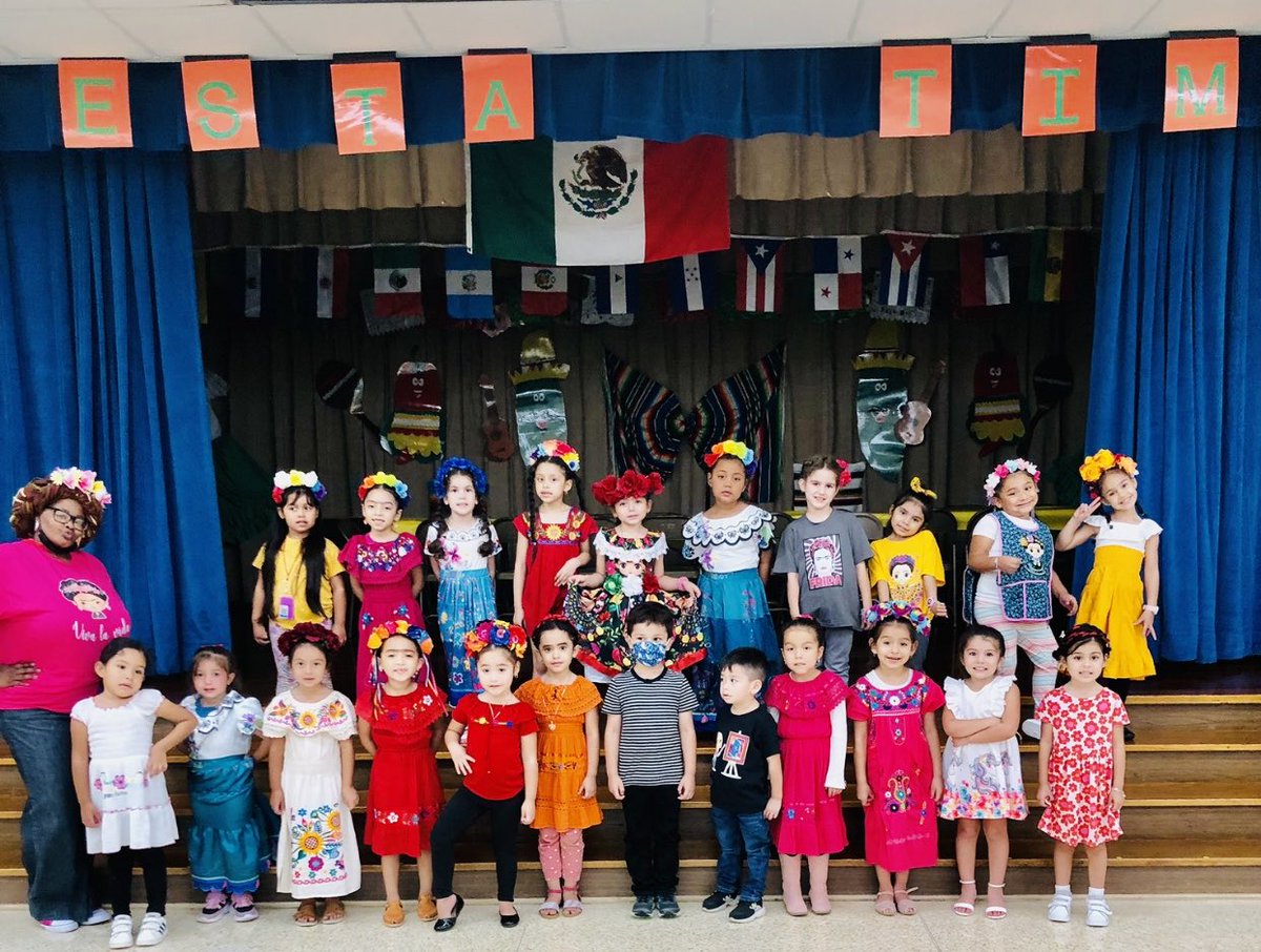 Caught a few of our Little Mustangs on Magrill HHM Special Dress Day! Showing their creativity like 
Frida Khalo and Pablo Picassol. Thanks to Mrs. Carter for assisting our students.#Forourstudentsbest! #GreatnessTogether !