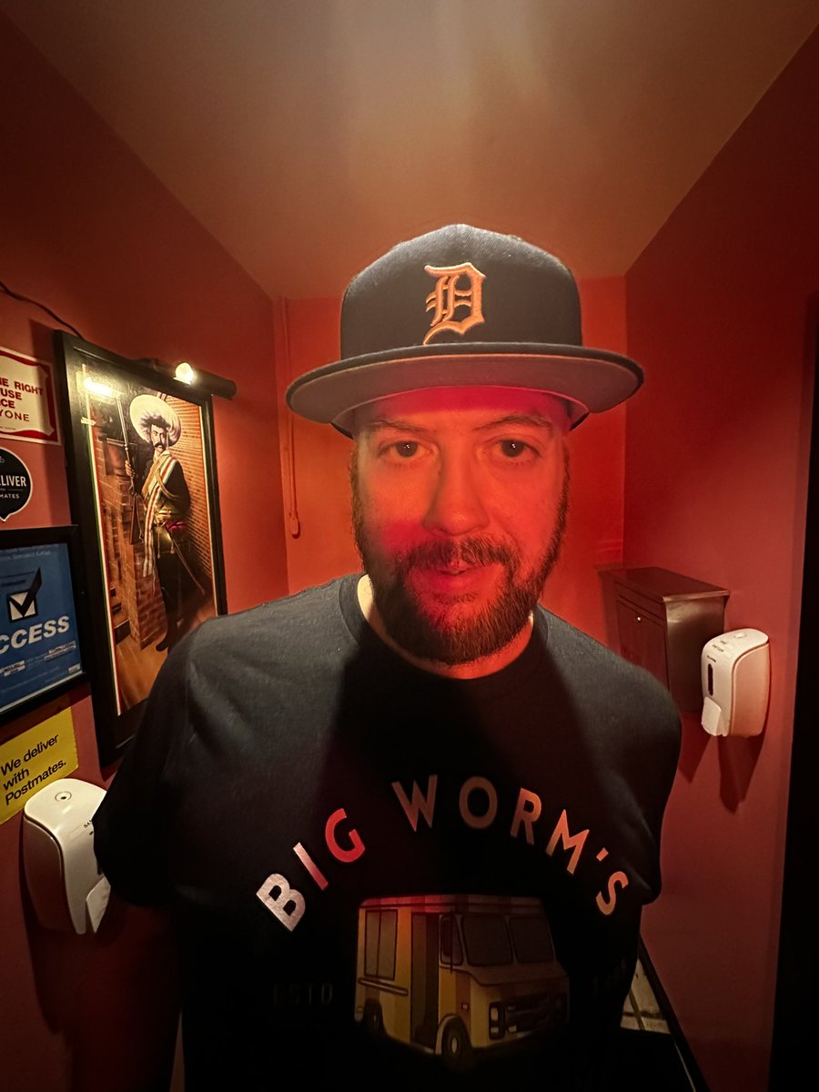 What’s up Big Perm… I mean Big Hat… I mean Big Worm🍦

#fridaymovie