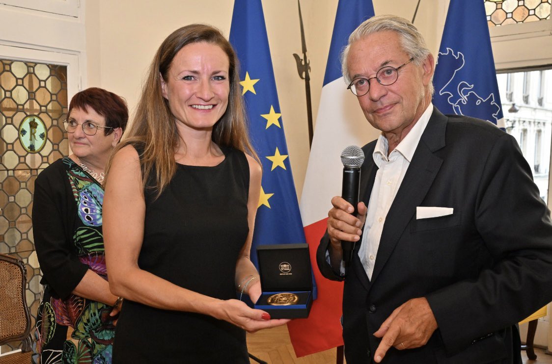 Procureur Compiègne tweet media