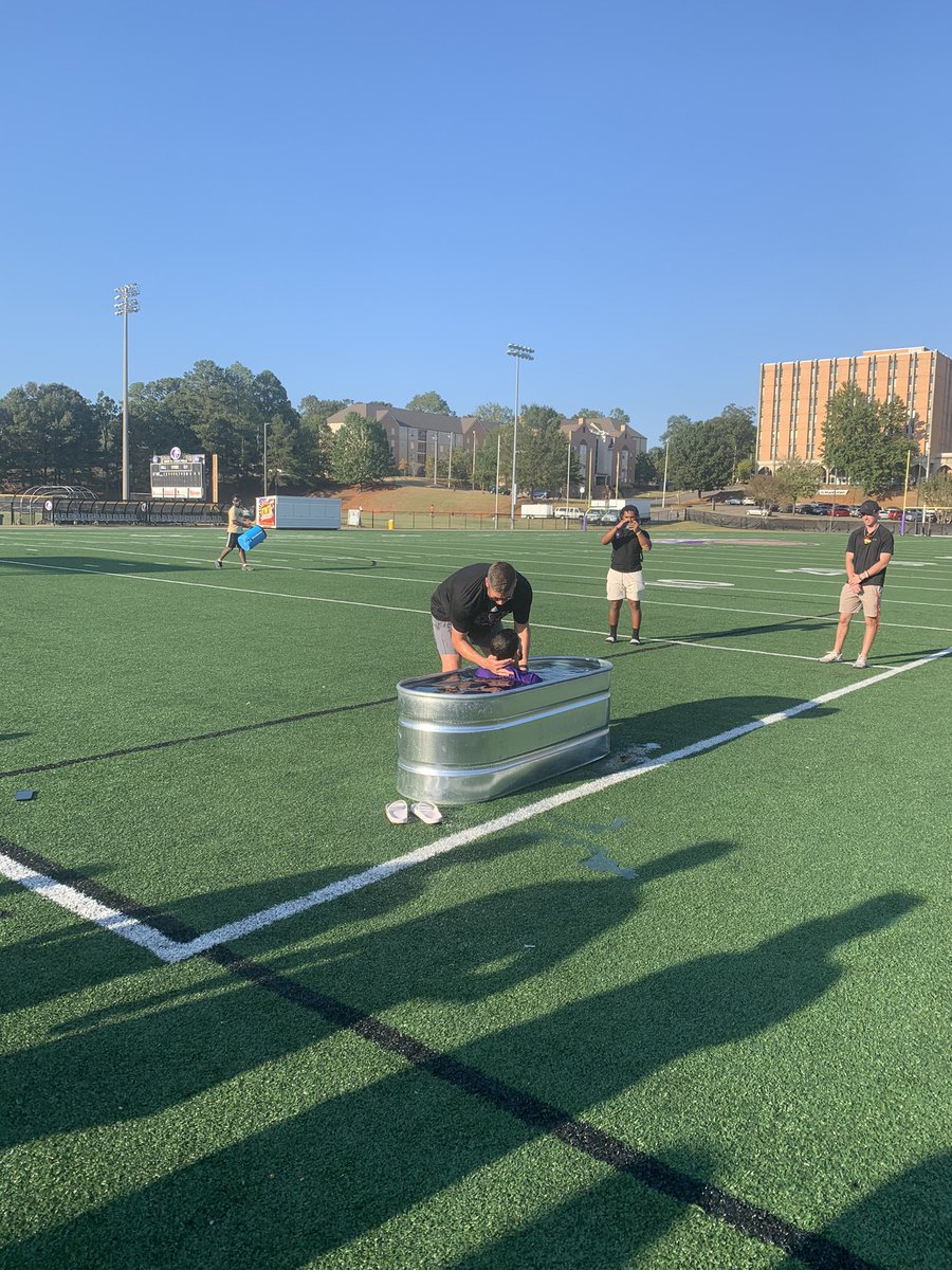 BrentDearmon's tweet image. The biggest win of the season.

Something special is happening with this team.

#Winning 🏆
#Redeemed ✝️