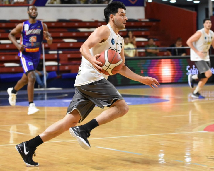 LigaARGbasquet's tweet photo. ⚡️ Montmartre sumó rodaje en la Copa Madre de Ciudades

➡️ El Cuervo de Catamarca se quedó con el tercer puesto del Cuadrangular disputado en Santiago del Estero tras vencer 91-79 a Independiente BBC 

🔗 https://t.co/GVkedAjcT5 https://t.co/DTLVWaSYV8