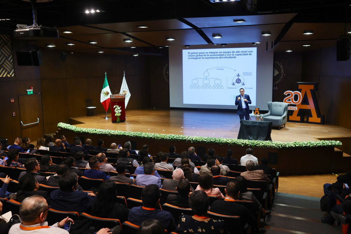 Universidad Anáhuac Puebla tweet media