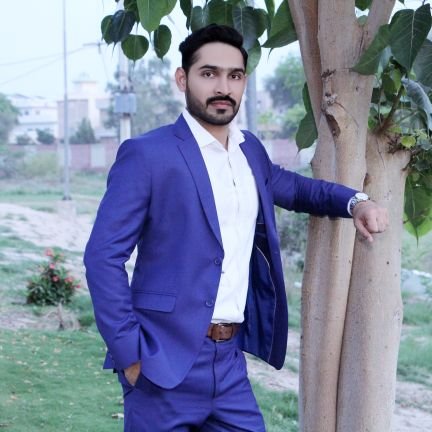 Abuzar_ii's tweet photo. They really giving out crores w worth of cars to dudes who look like this, someone fucking kill me plz wtf https://t.co/cYpwl1pp90