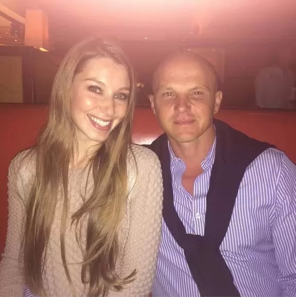 cocando's tweet photo. LA ESPOSA DE BAZZONI| Siri Evjemo-Nysveen fue nombrada Vicepresidenta de la Junta Directiva del MBaer Merchant Bank en septiembre de 2020 y se cree que la entidad fue usada por Álex Saab y Álvaro Pulido en su esquema de corrupción con Pdvsa. 

https://t.co/aPlZwj0WiE https://t.co/Vk5SOR92Gj