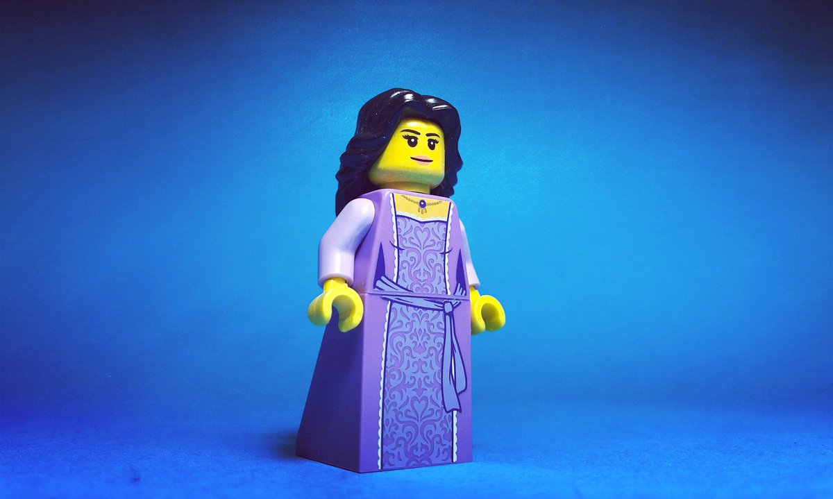 On this day - September 26 - Romans held a festival honouring Venus Genetrix.  Venus was the mother of the Trojan Aeneas, who escaped Troy to find a new home in Italia. Aeneas’ bloodline ultimately led to Romulus and Remus, making Venus the genetrix (mother-creator) of all Rome.