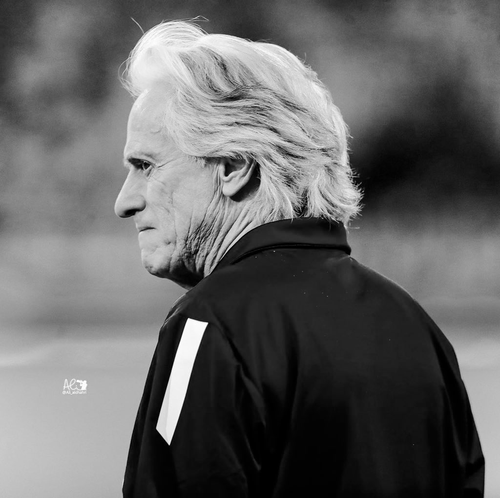 aburaydd's tweet image. 🚨 المصادر تؤكد ::
استمرار المدرب خورخي خيسوس وهو مدرب الفريق الأول بنادي #الهلال في مباراة الشباب القادمة ولايوجد أي نيَّة لإلغاء عقده  ..