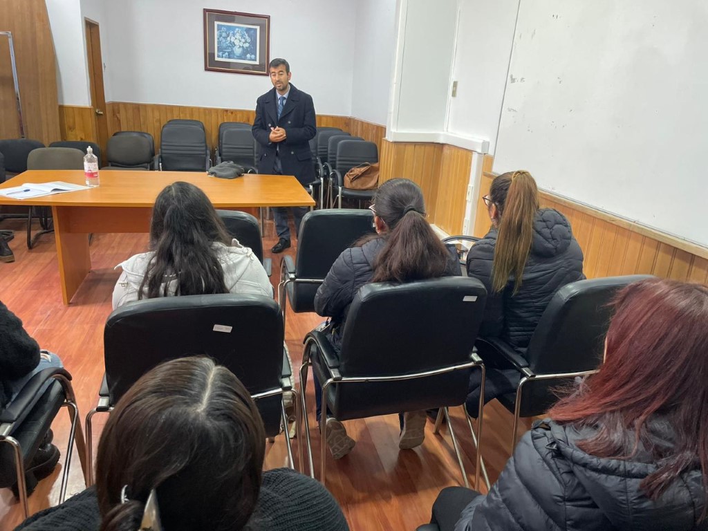 #Copiapó: Fiscalía participó de cierre de programa “Emprendamos Semilla Especial”, única iniciativa de este tipo en el país que apoya y orienta a víctimas de violencia de género y en el que intervienen el Fosis, Sernameg y el Ministerio Público. fiscaliadechile.cl/Fiscalia/fisca…