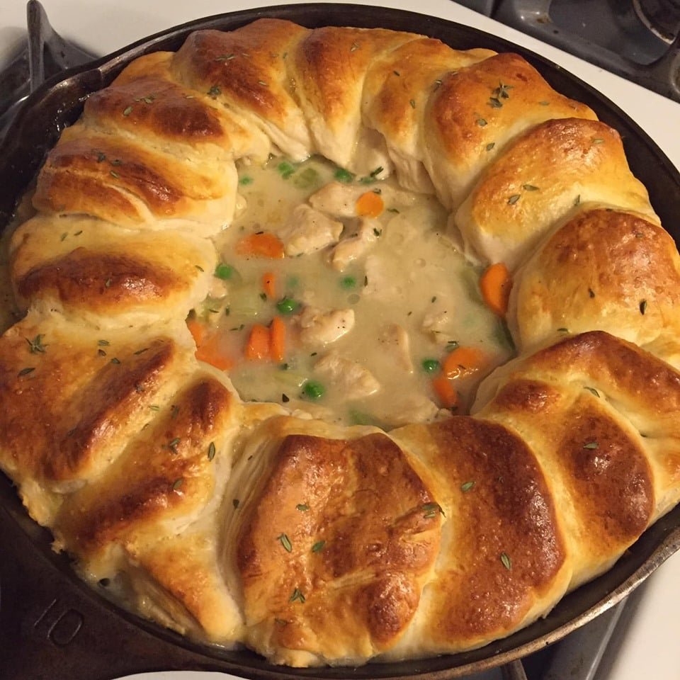 Homecarestuff's tweet image. Chicken Pot Pie&apos;&apos; ooh heaven!! Does anyone in this group actually still make this??
...
#icancookchallenge #firstpicchallenge
...
RECIPE&amp;gt;&amp;gt; bit.ly/BChickenPotPie…