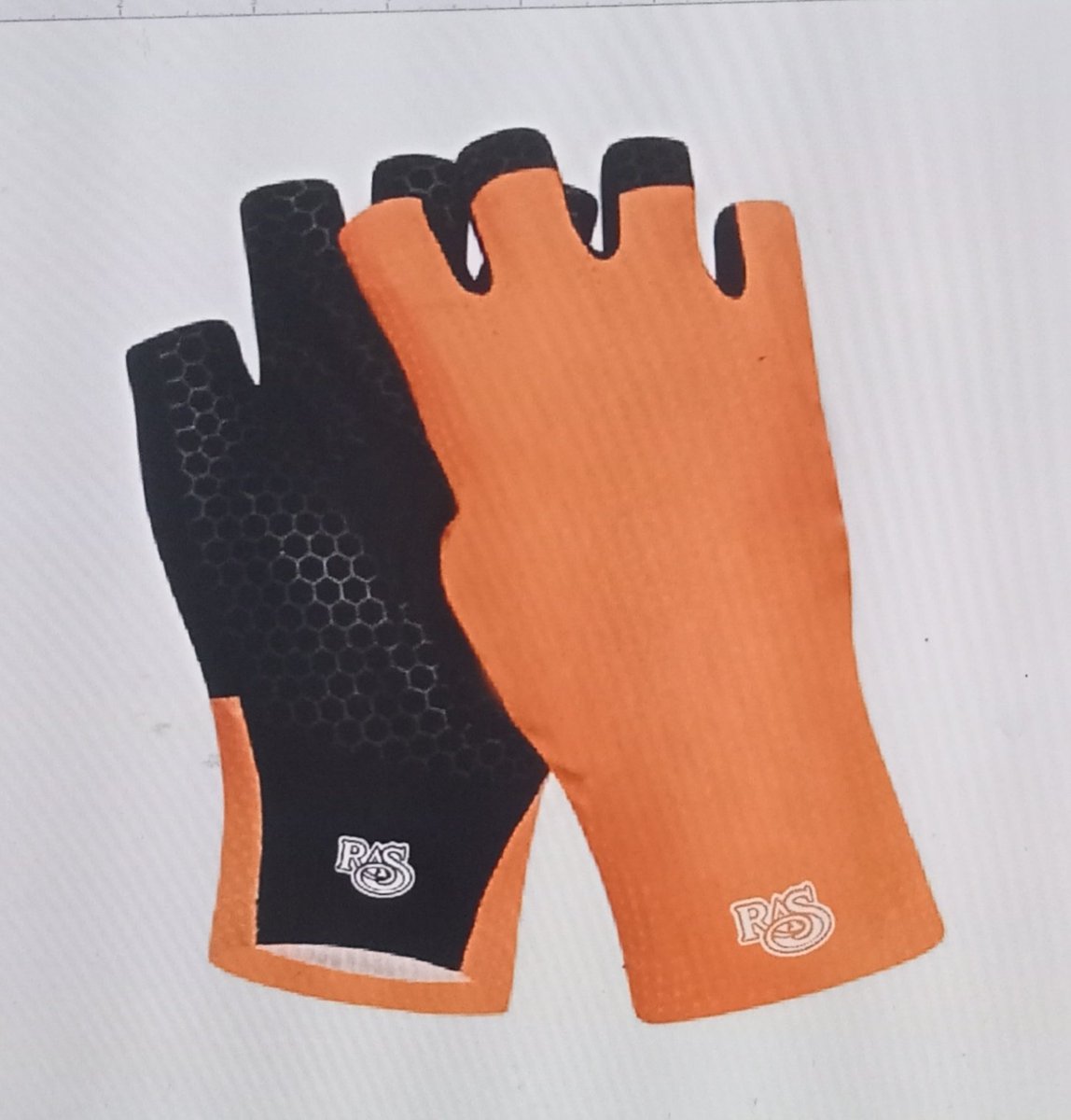Rasbrogloves's tweet photo. Monton Half finger cycling gloves 

We are manufacture all kinds of gloves
🌟: WORLDWIDE DELIVERY 🌎
🌟:FREE MOCKUP 
🌟:FAST DELIVERY

Contact number: +92 3157846379
Email: rasbroind22@gmail.com

#leatherglove #weightlifting #cyclinggloves #workinggloves #leathergloves #motorbike https://t.co/xmyz11nfVi
