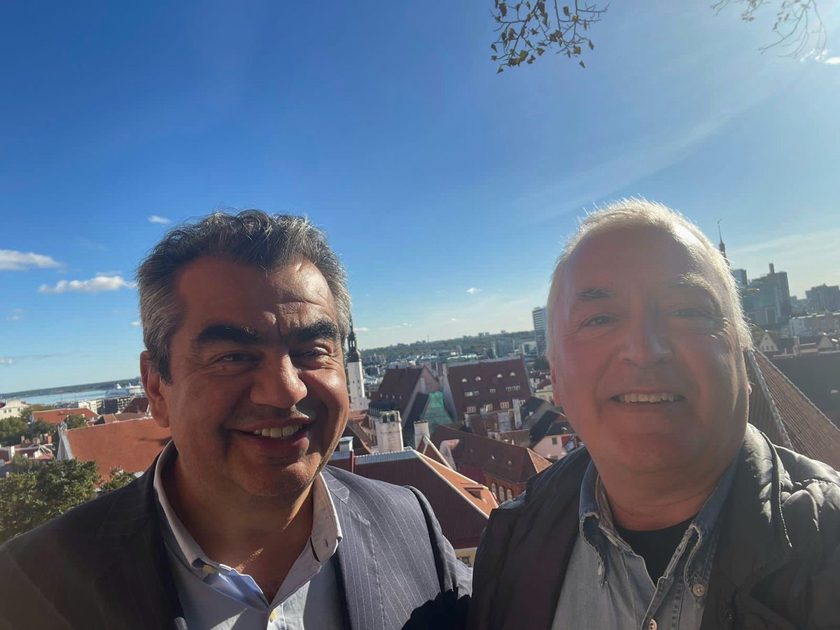 Gran visita a Estonia con Felipe Ernst, Consul de Estonia en Chile, para conocer  como un país de 1.4M de habitantes se convirtió en 30 años en la sociedad digital más avanzada del mundo. Gracias Felipe por tu generosidad y por mostrarme un país que te apasiona.