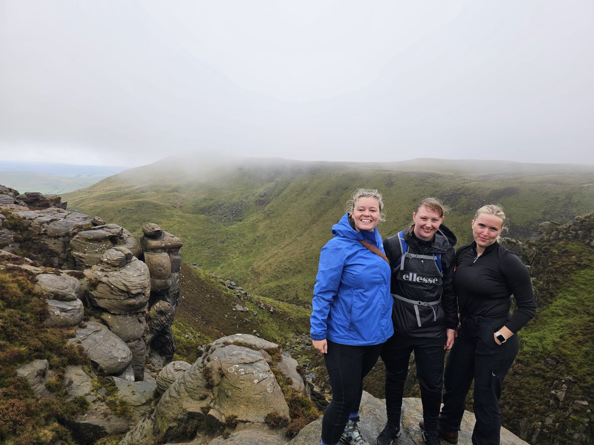 _SUFCLadies's tweet photo. A break in the league fixtures this week for our Ladies. This meant a well deserved rest after a tough start to our first competitive season as a team! ⚽️

A group of our players decided to use this break by heading to the Peak District for a hike 🥾 🏔️

⬇️ Read more below ⬇️ https://t.co/IMONfRapxP