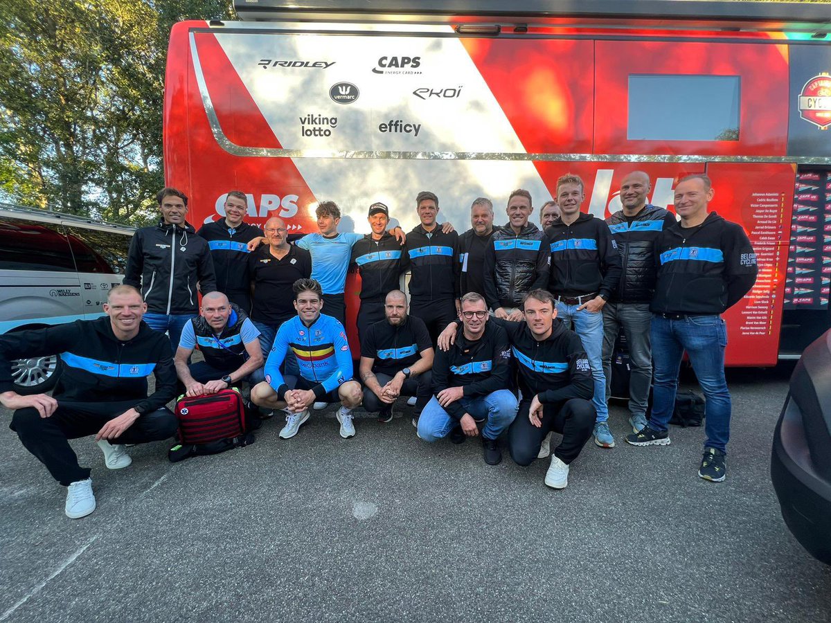 Yet another solid team performance, yet another medal for <a href="/WoutvanAert/">Wout van Aert</a>. #Drenthe2023