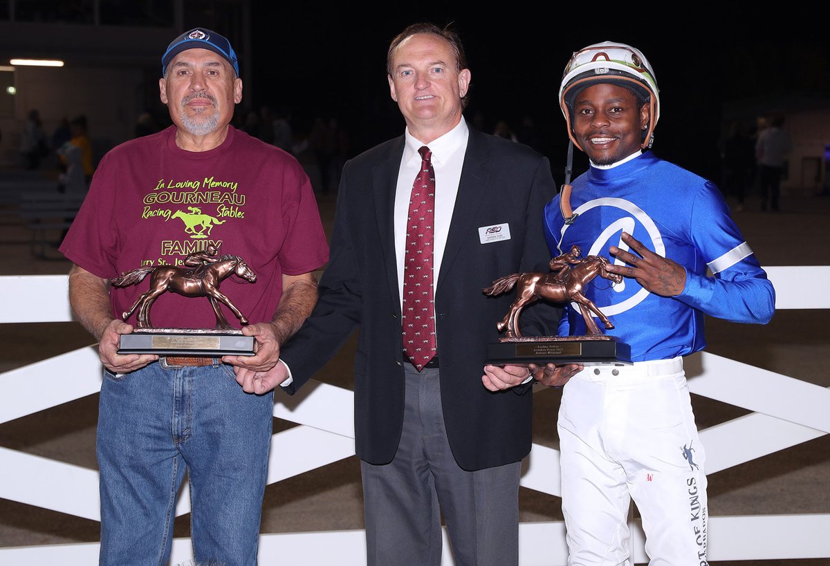 AssiniboiaDowns's tweet photo. Assiniboia Downs caps off sensational season https://t.co/jaJKAsyXyt ~ @George_Williams via @WinnipegNews #ASDowns #DoTheDowns #Winnipeg #Manitoba #HorseRacing #Horses #HPIBet #StableDuel @StableDuel @NYRABets @TwinSpires @DRFBets @1stbet @Xpressbet @TVG @FanDuelTV https://t.co/WDX6lwbKTL