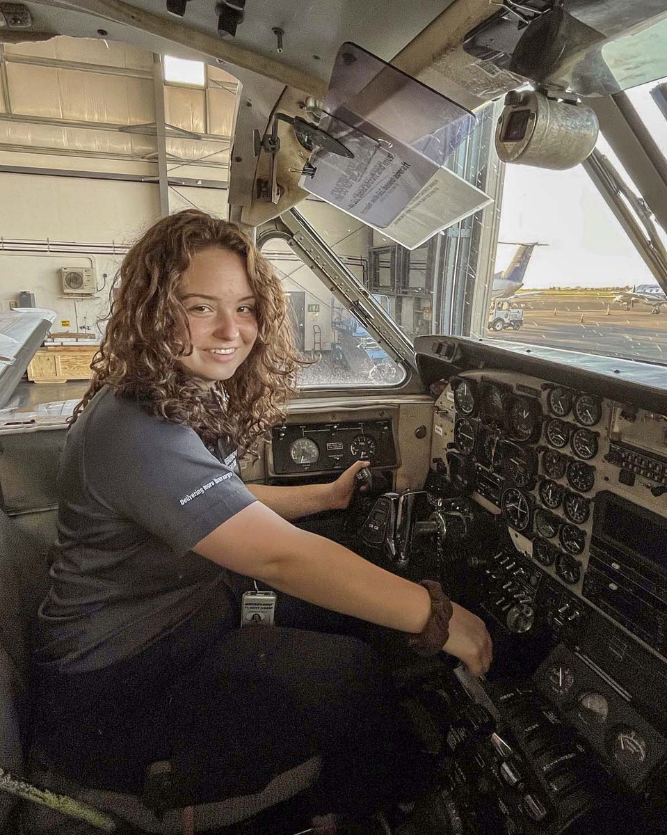 Ameriflight's tweet photo. Captain Bond has a nice ring to it 😉👩✈️ 👏
Congrats to one of our newest BE99 Captains, Kathaleen Bond!
#FlightDeckMonday #femaleaviator #avgeek https://t.co/qFTPkkduVn