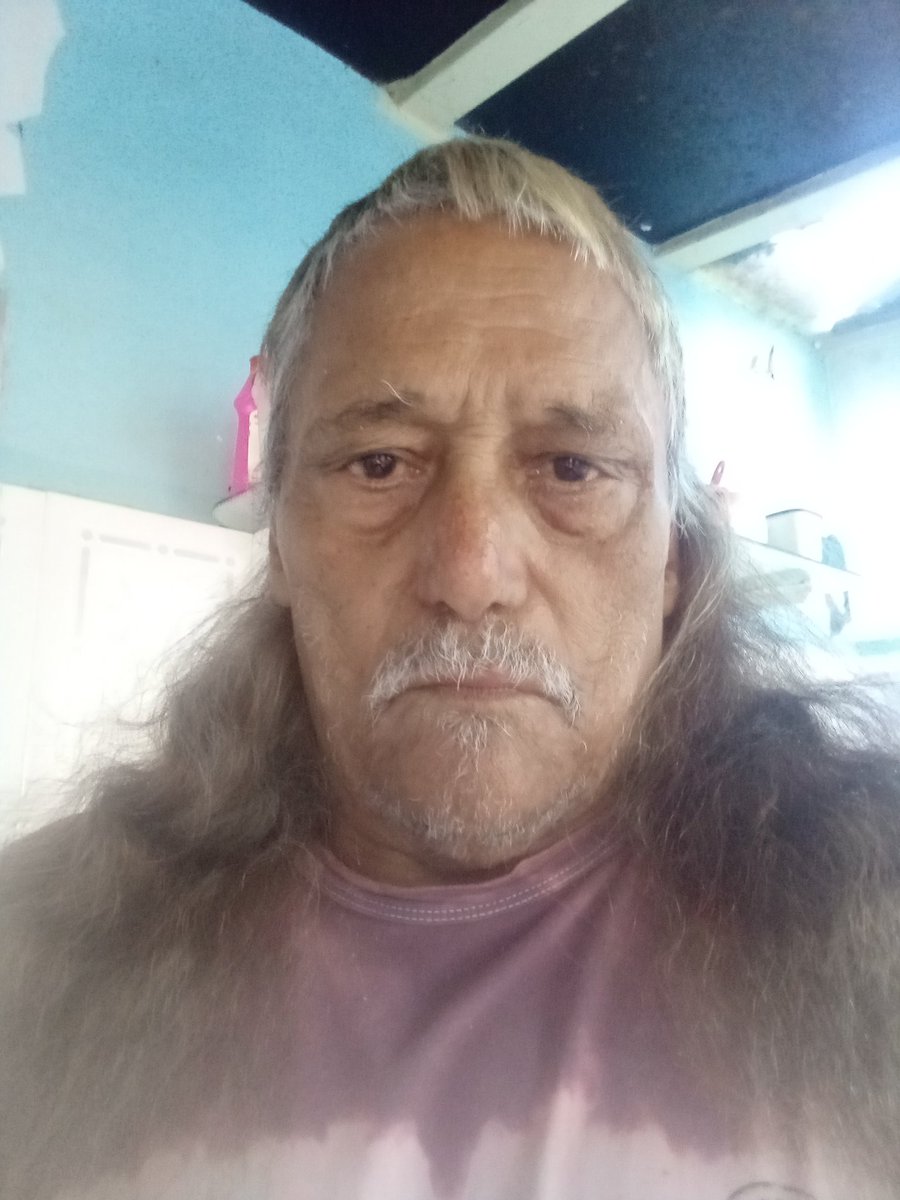 1945Dias's tweet photo. A este cara sou eu Nelson Dias 1945 https://t.co/gtIeW14d9B