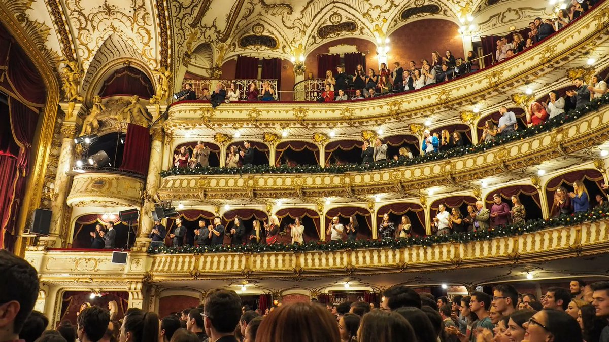 Now that I'm moving on to start my NCTJ with <a href="/NewsAssociates/">News Associates</a> I wanted to share one of the last articles I wrote for <a href="/Cherwell_Online/">Cherwell</a> earlier this year on the future of opera 🎭 Many thanks to <a href="/oxfordoperasoc/">The Oxford Opera Society</a> for speaking to me! 

cherwell.org/2023/02/25/ope…