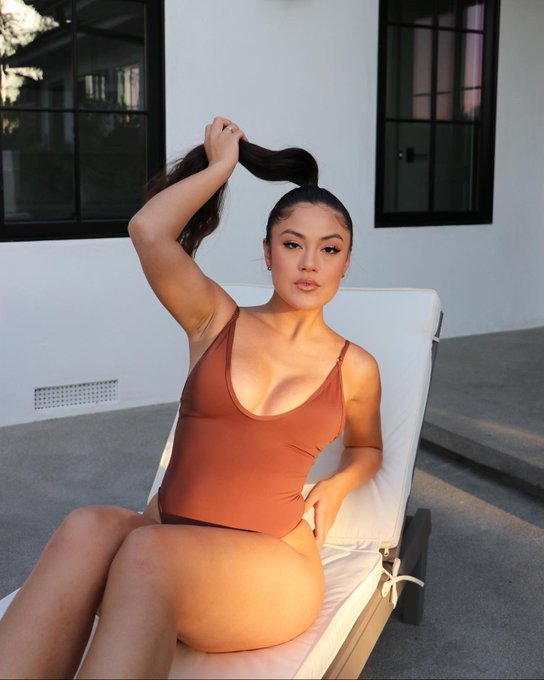 🌰 friendly reminder for your next nut 🌰   https://t.co/ouS2S1Gem1 https://t.co/6fWNoGNIIZ