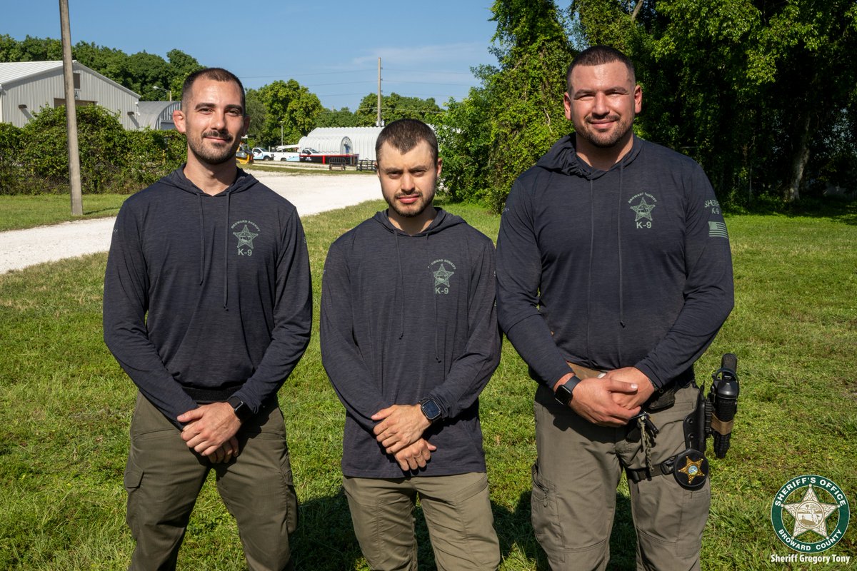 browardsheriff's tweet photo. Meet our newest four-legged heroes. These paw-some K9s swore to serve, protect and sniff out crime to keep Broward County safe. Congratulations to the deputies and their K9 partners. #K9Graduation #PawsofJustice #NewHeroesonthebeat #k9 #lawenforcement https://t.co/XNRCR46FT2