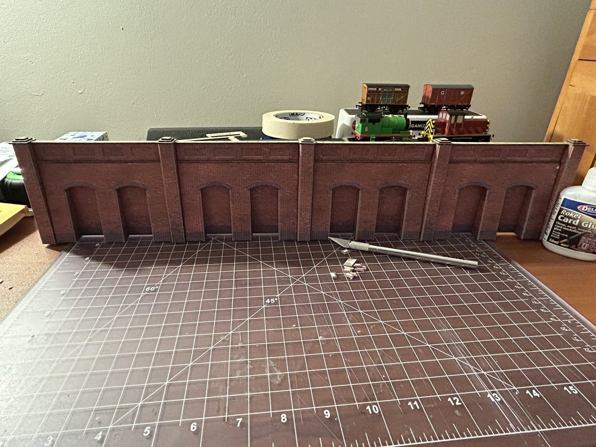 TonysNWR's tweet photo. Happy #modelingmonday!
The past few weeks have been busy, but I had finally had some time to myself on Saturday to put together a kit!
This is one of @MetcalfeKits awesome kits of their retaining walls.
Anybody else got a project they’re currently working on? https://t.co/Xojs8Ra1pR