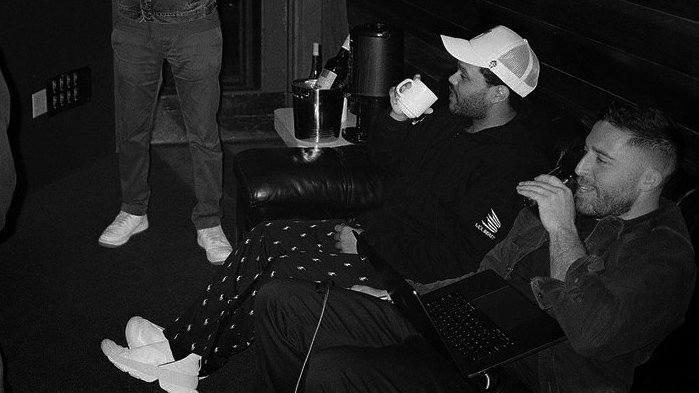 madnssxo's tweet image. the weeknd in the studio