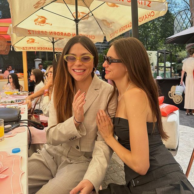 MAACHFI's tweet photo. Bonitas 💘

#MacarenaAchaga
#InstyleDay
@macabeso 
@InStyleMexico https://t.co/LwDhdyQe6x