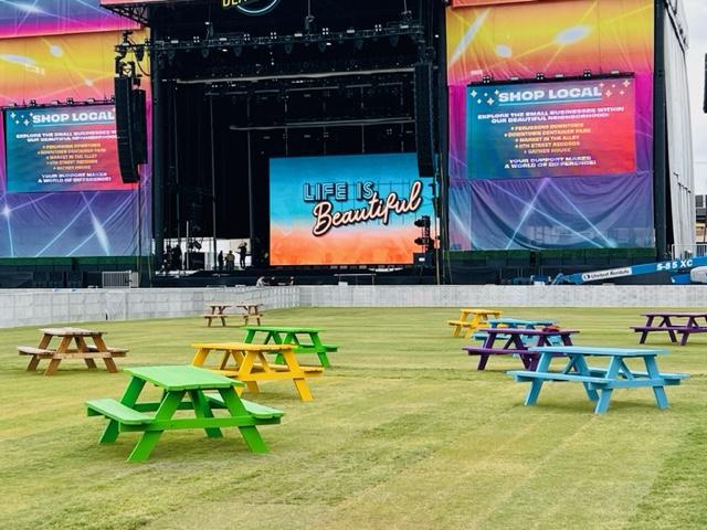 ProTurf2's tweet photo. Pro Turf International is proud to say that we are continuing to lay the best foundation there is for music fans around the world. Thank you Life Is Beautiful 2023!

🎫

🎟

🎫

🎟

🎫

#landscape #lasvegas #lifeisbeautiful #musicfestival #downtownvegas https://t.co/whW2KxxF0i