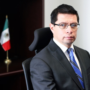 HoyenTelecom's tweet photo. #MUYIMPORTANTE
#BIENVENIDOSVIOLADORES

Los responsables de esta desproporción, abuso e ilegalidad son:

Comisionados @IFT_Mx:
@juarezmojica
@ArturoRobles_R
@RamiroCamacho67
@SDiazG

Su legado, la época más oscura

Evitaron presentar denuncia penal vs. Alejandro Hernández Mexia https://t.co/cTNLVzdaKW
