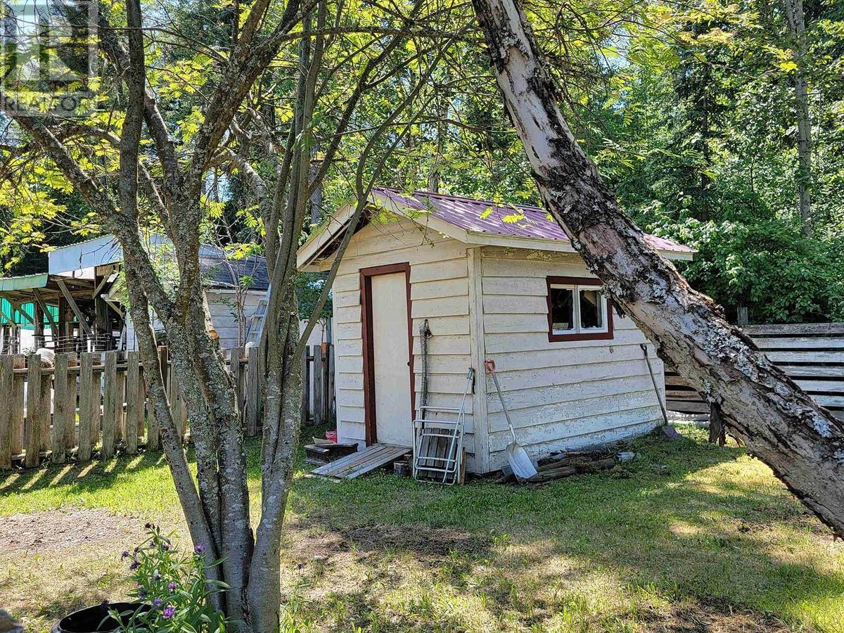 Store your extra toys in this cozy, handmade shed in the back corner of your massive yard, right beside a spacious garden just waiting to grow your fav fruits and veggies. Buy my BC Home in friendly #Quesnel.

#bcrea #bcrealestate #cariboo #homegarden