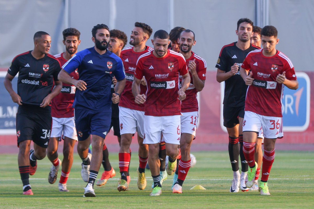 AlAhly's tweet photo. تدريبات استشفائية و " تراي ماتش" في مران فريقنا اليوم🦅
#يلا_يا_أهلي https://t.co/TpEf8Gc6Hg