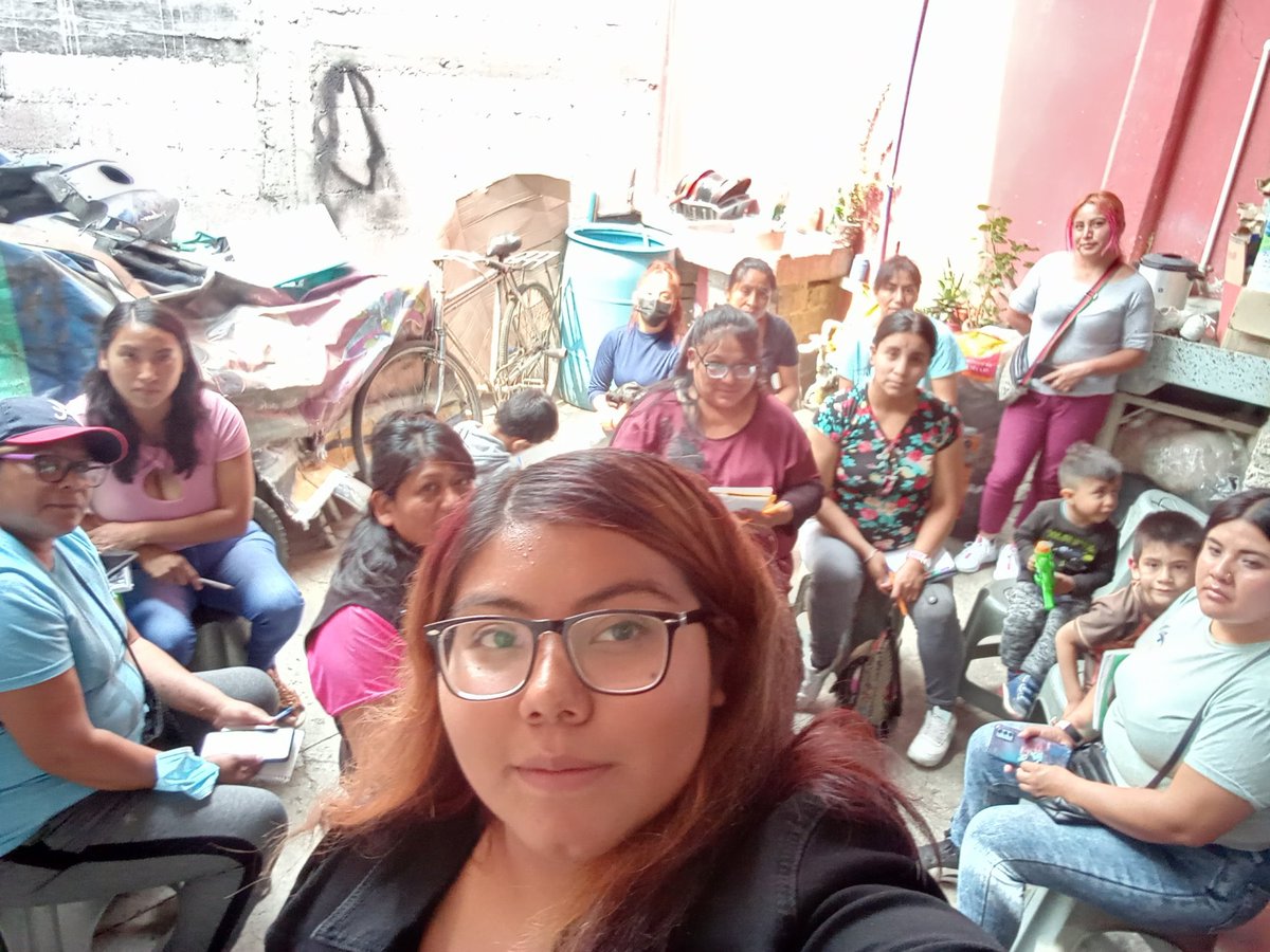 Sari_2803's tweet photo. Así es como un Gran Equipo Se mantiene Unido por Mujeres Capaces de darlo todo. 
#ADM
#EFM
#ValleDeChalco. https://t.co/llQ9F70EeX