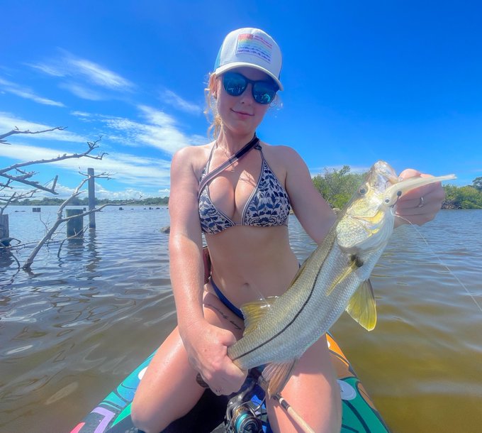Caught a snook on my paddle board this morning! https://t.co/LXXJ5LZh7p