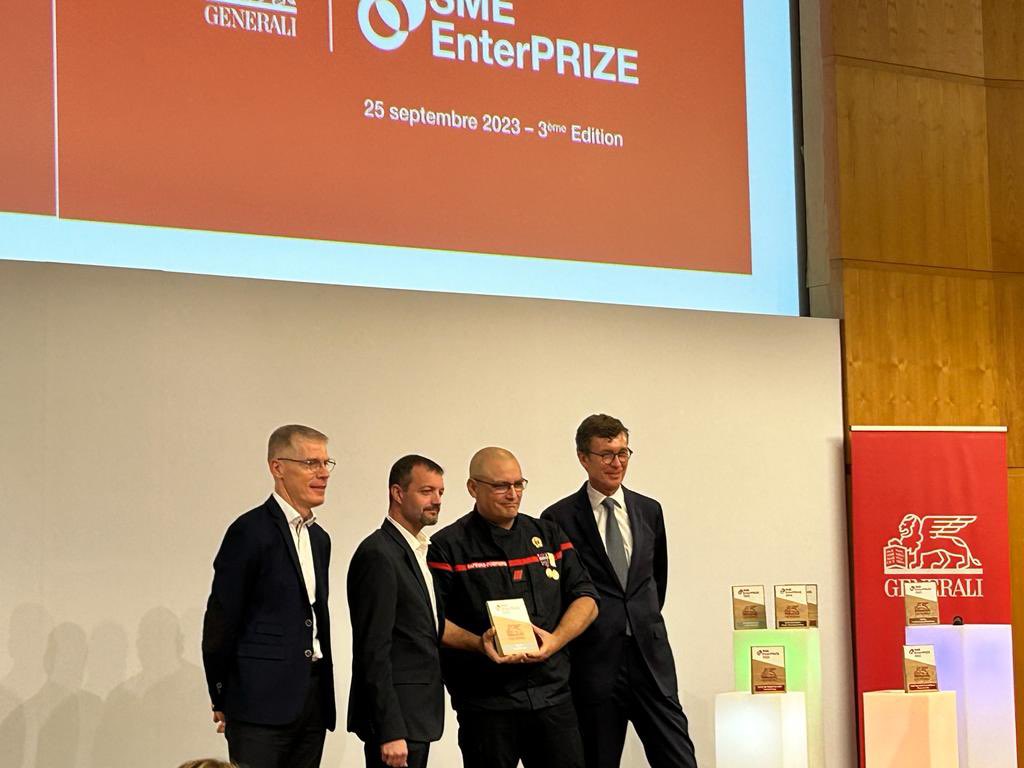 🥈place du prix #SMEenterPRIZE #generali pour l’entreprise <a href="/aum_biosync/">AUM Biosync</a> 
👏👏👏 <a href="/marcriedel_/">Marc Riedel</a> et Boulesteix Martial pour votre engagement auprès des #pompiers 🚒 et bien d’autres…
#macon #bourgogne