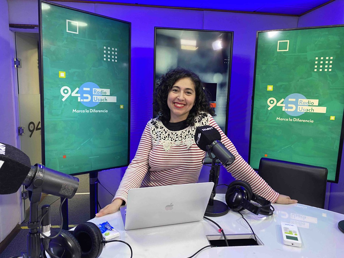 🎭 ¡Y seguimos con #CitcuitoCultural junto a <a href="/murielriveros/">Muriel Riveros</a>!

👉🏼#CulturaUsach junto a Rodrigo Alarcón

👉🏼Guido Arroyo y su libro “La Magia del Sur”

👉🏼 Noticias culturales de la jornada 

📻94.5FM
📺 50.2TVD
📲ow.ly/wOFL50OB9h7