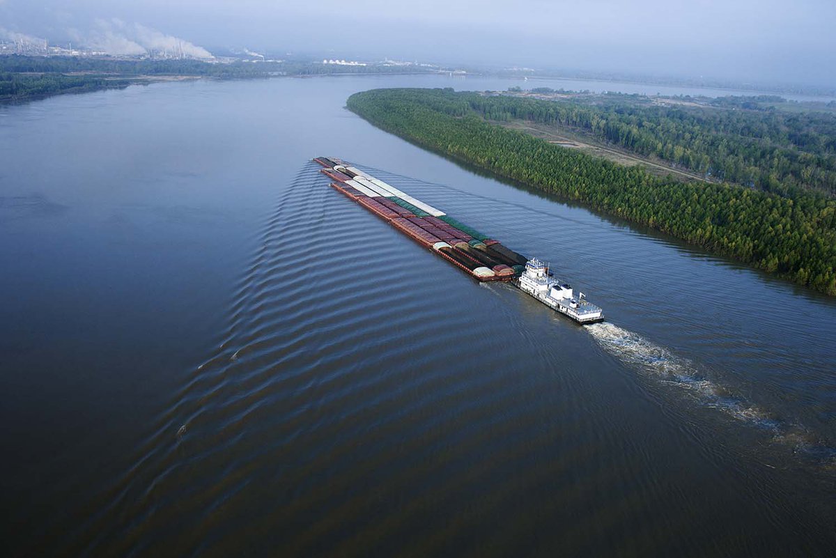 TulaneExperts's tweet photo. @TulaneSLA expert @DrMAColeman: Food prices likely to rise as Mississippi River water levels drop. Low river waters force barges to be sent downriver with lighter loads, driving up transportation costs &amp; causing supply chain issues. https://t.co/bQBQAzBzXj https://t.co/QE0czkADWQ