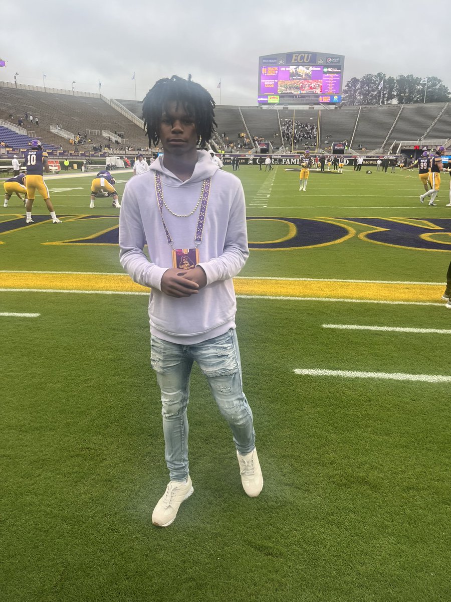 Reekman_10's tweet photo. That’s to @ECUPiratesFB for having me Saturday! @Tcopper10 @CoachDonnieK @CoachSShank 
@ECUCoachHouston https://t.co/pVVIBpPHLy