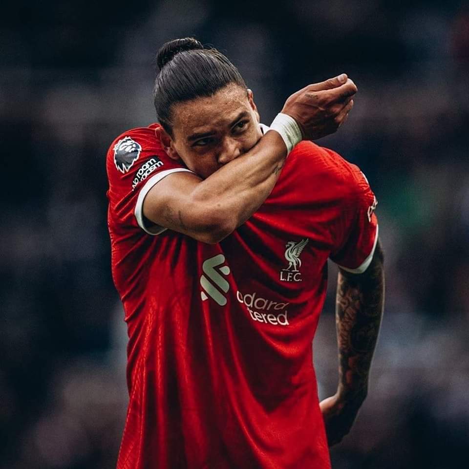 Reading that makes me proud of Darwin Nunez ❤️
#LFC #YNWA #LIVERPOOL