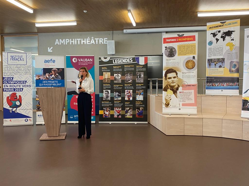 Lënster Lycée International School - LLIS (@lenster_lycee) on Twitter photo L'Ambassadrice de France, Mme Lignières-Counathe, a inauguré au <a href="/lycee_vauban/">Vauban</a> l'exposition #JeuxOlympiques - en route vers Paris 2024, créée par le Musée National du Sport en France. Nous avons eu l'honneur de participer.
<a href="/IFLuxembourg/">Institut français du Luxembourg</a>
<a href="/francediplo/">France Diplomatie 🇫🇷🇪🇺</a> #llis #Paris2024 #JOParis2024 L'Ambassadrice de France, Mme Lignières-Counathe, a inauguré au <a href="/lycee_vauban/">Vauban</a> l'exposition #JeuxOlympiques - en route vers Paris 2024, créée par le Musée National du Sport en France. Nous avons eu l'honneur de participer.
<a href="/IFLuxembourg/">Institut français du Luxembourg</a>
<a href="/francediplo/">France Diplomatie 🇫🇷🇪🇺</a> #llis #Paris2024 #JOParis2024