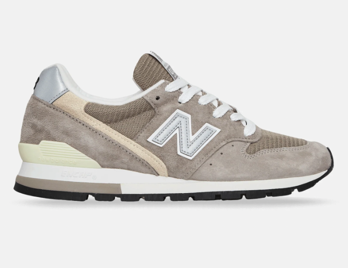 SOLELINKS's tweet photo. Ad: Dropped via Slam Jam
New Balance 996 ‘Grey/Silver’
=> https://t.co/v2JGAPwd2y https://t.co/3tLwqX2Hk6