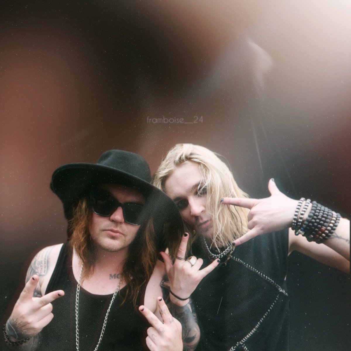 badhokkastaner's tweet photo. 🇺🇸 @sxmoctane please play 'DEADZONE' by @BlindChannelFIN #BigUnsSXM #OctaneAirForce #BlindChannel #DEADZONE 🫶🏻 https://t.co/row3w17ZWv