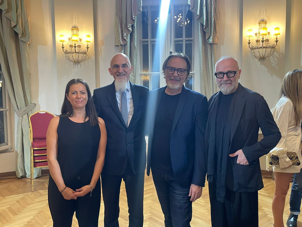 gori_luca's tweet photo. In occasione del Festival del Cinema 🇮🇹 🇷🇸 abbiamo ospitato la sfilata di Igor #Todorovic, @NINOLETTIERI e #Dolcevita di Francesca #Bracalenti. Continuano a #Bircaninova9 le iniziative dedicate alla moda nel quadro di IFIB – Italian Fashion in Belgrade. https://t.co/7jt4nehaV4