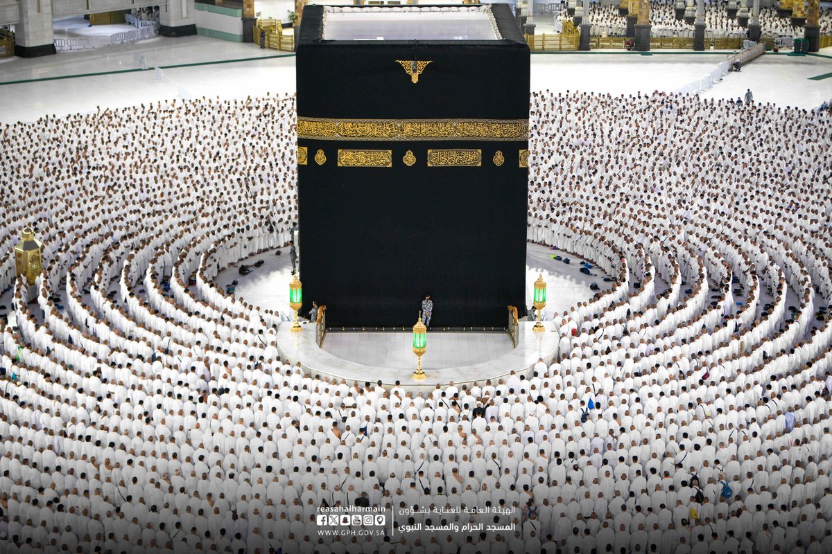 AlharamainSA's tweet photo. {رَبِّ اجْعَلْنِي مُقِيمَ الصَّلَاةِ وَمِن ذُرِّيَّتِي ۚ رَبَّنَا وَتَقَبَّلْ دُعَاءِ}

#المسجد_الحرام https://t.co/XILw2Nmo7G