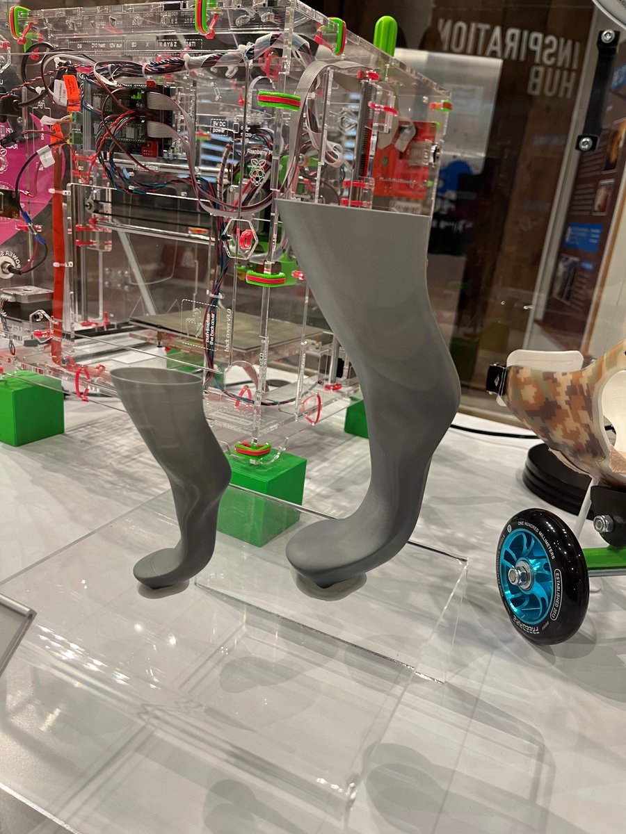 ChildSci's tweet image. Do you know what this is? 🤖 🦿 🦾

Learn about it when you visit the 3D Printer Experience in the Inspiration Hub during any of our timed entries! This exciting technology is presented by AWS InCommunites and Bionic Pets! 

@awscloud

#AWSinCommunities