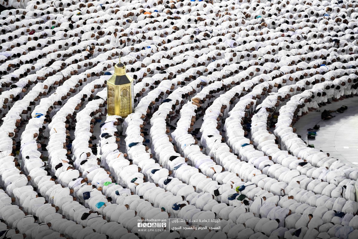 AlharamainSA's tweet photo. {رَبِّ اجْعَلْنِي مُقِيمَ الصَّلَاةِ وَمِن ذُرِّيَّتِي ۚ رَبَّنَا وَتَقَبَّلْ دُعَاءِ}

#المسجد_الحرام https://t.co/XILw2Nmo7G