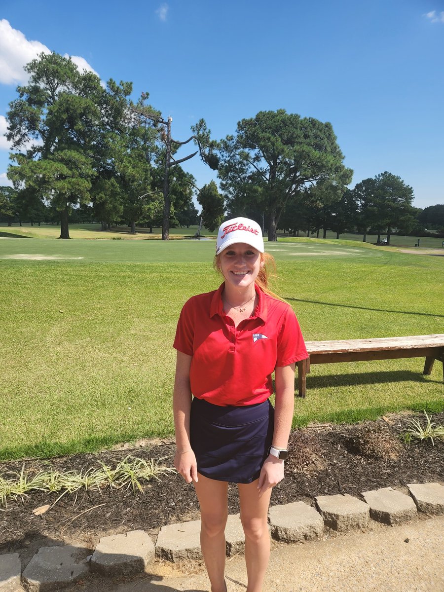 everyshotcount2's tweet photo. Girls with wins over Center Hill and Olive Branch today.  Girls were led my medalist Average Savage who shot an 80.  @TheBurgSports @perkins_kris_ @R_cagle7 @PatriotVision @avery_savage28 https://t.co/eRBbAFfPPf