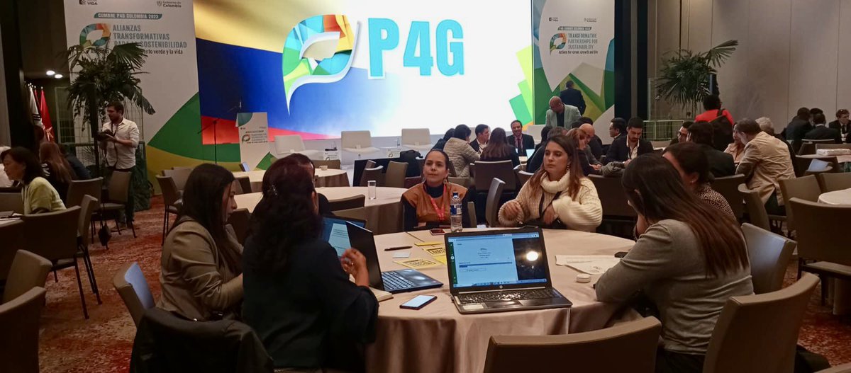 ColombiaJoven's tweet photo. 🙌🏻 Participamos en el #P4GSummit Colombia 2023, alianzas transformadoras para la sustentabilidad. Articulamos acciones de la juventud con las empresas nacionales e internacionales para la transición energética y la biodiversidad. 🌱 https://t.co/NSP5wHERIh