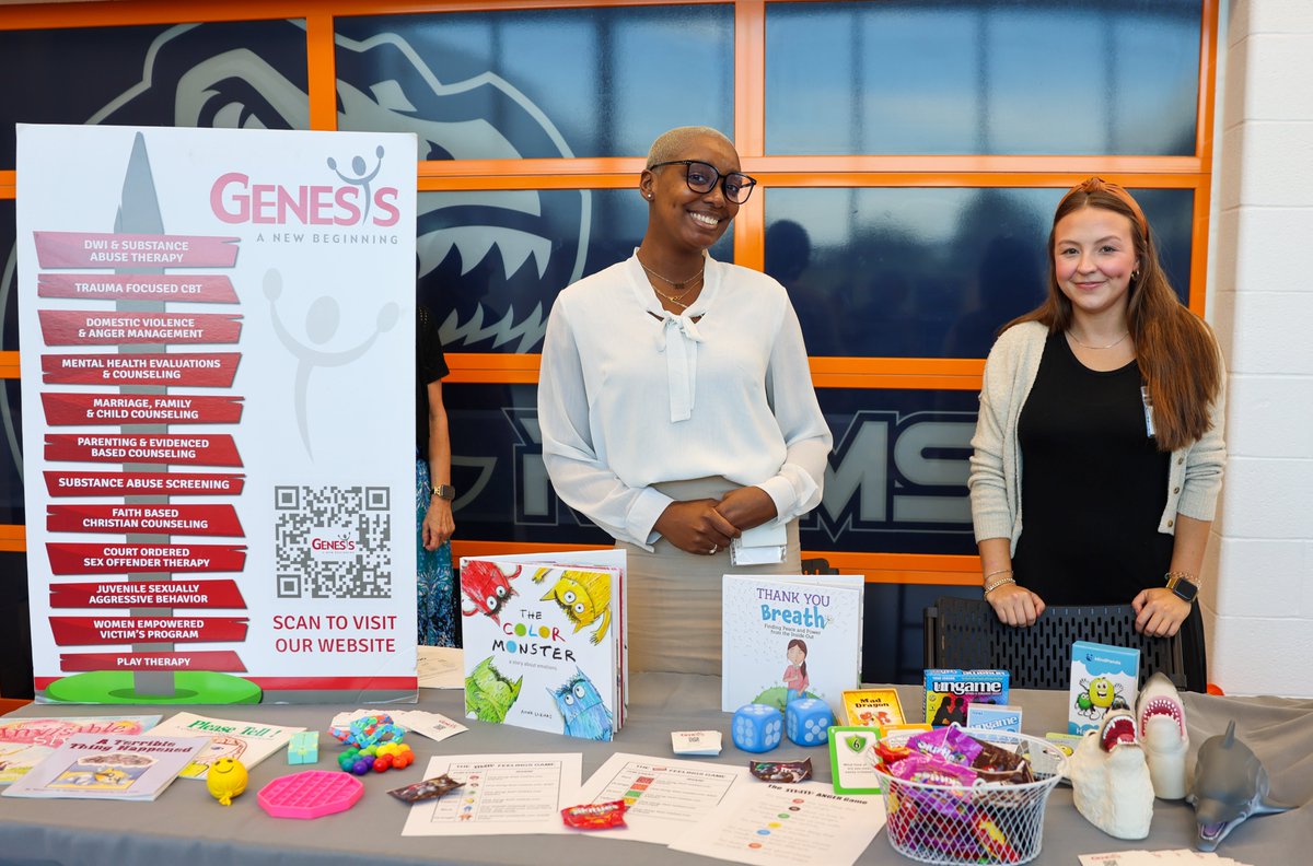 CabCoSchools's tweet photo. The CCS Experiential Provider Fair is an annual professional development event which connects our school counselors, social workers, school psychologists, and other student services personnel with our community resource partners through interactive problem-solving scenarios. https://t.co/Hbkq0jn1SH