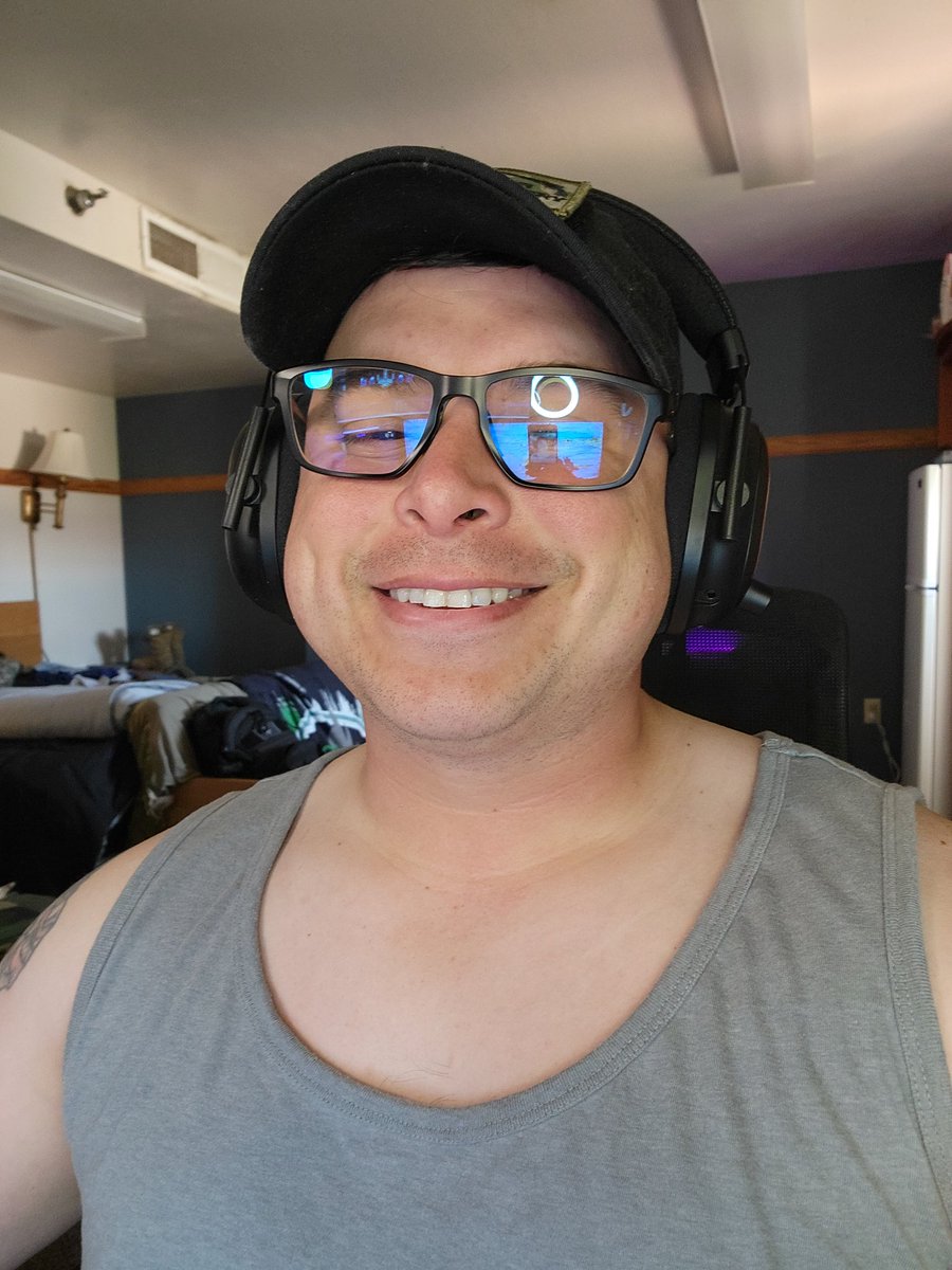 RPG_CNPower's tweet image. Going live with some @adinfinitumgame ! Let's see where this takes us!
@RedPLTGaming @XDGaming__ @Channel13Horror @CEOsOfScreams 
#neverscared