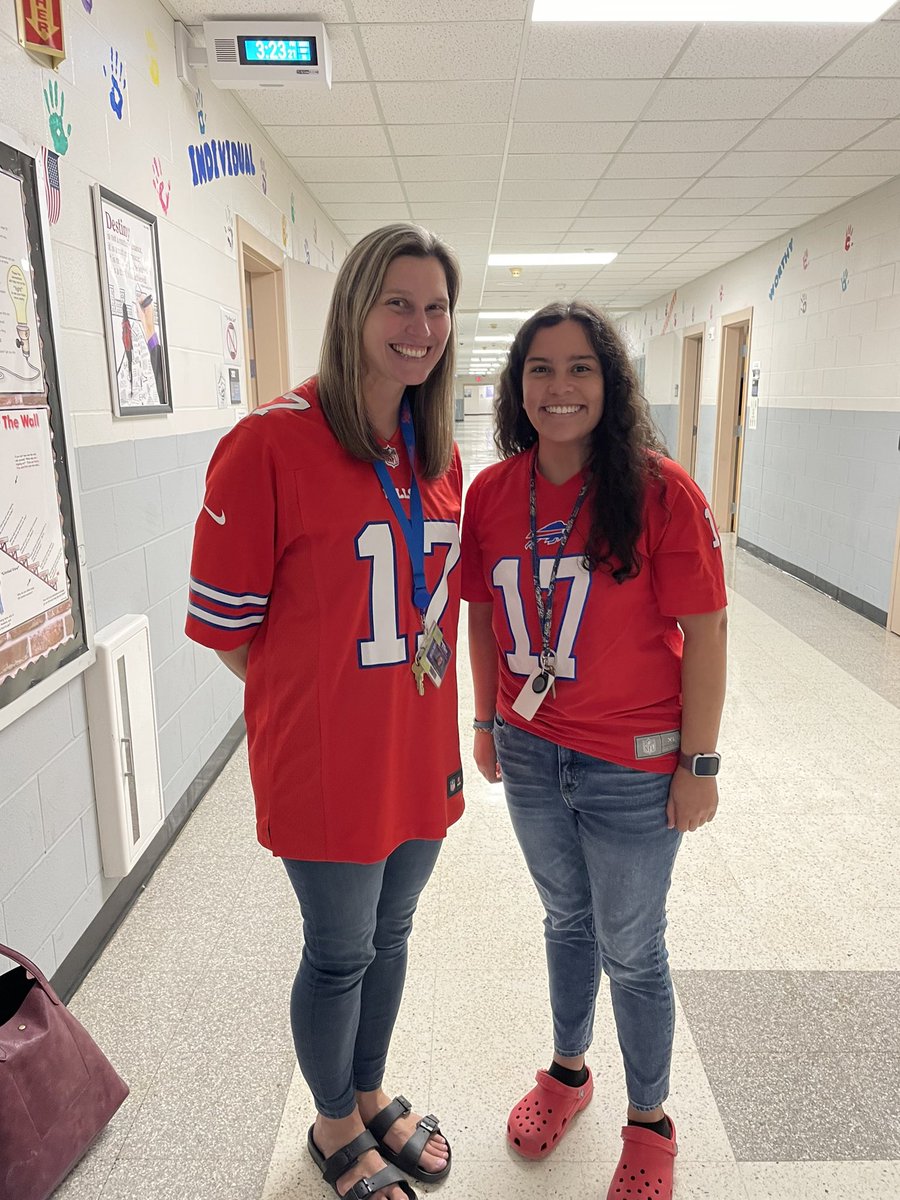 Maya Amico tweet media